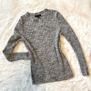 Banana Republic Heather Gray Rib Long Sleeve Merino Wool - Large Women’s Sweater